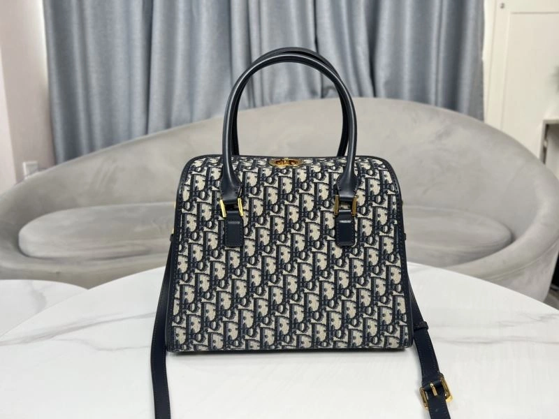 Christian Dior Other Bags Sleek 70732