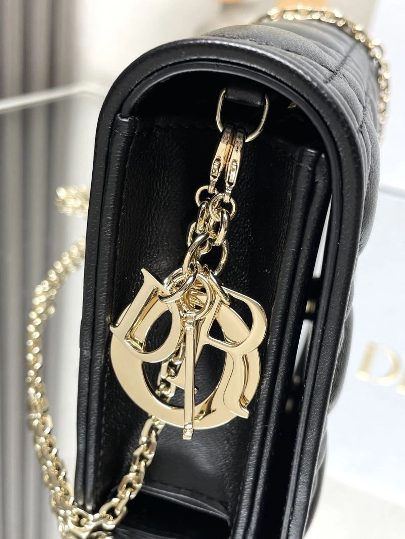 Vibrant Christian Dior Other Bags 70670