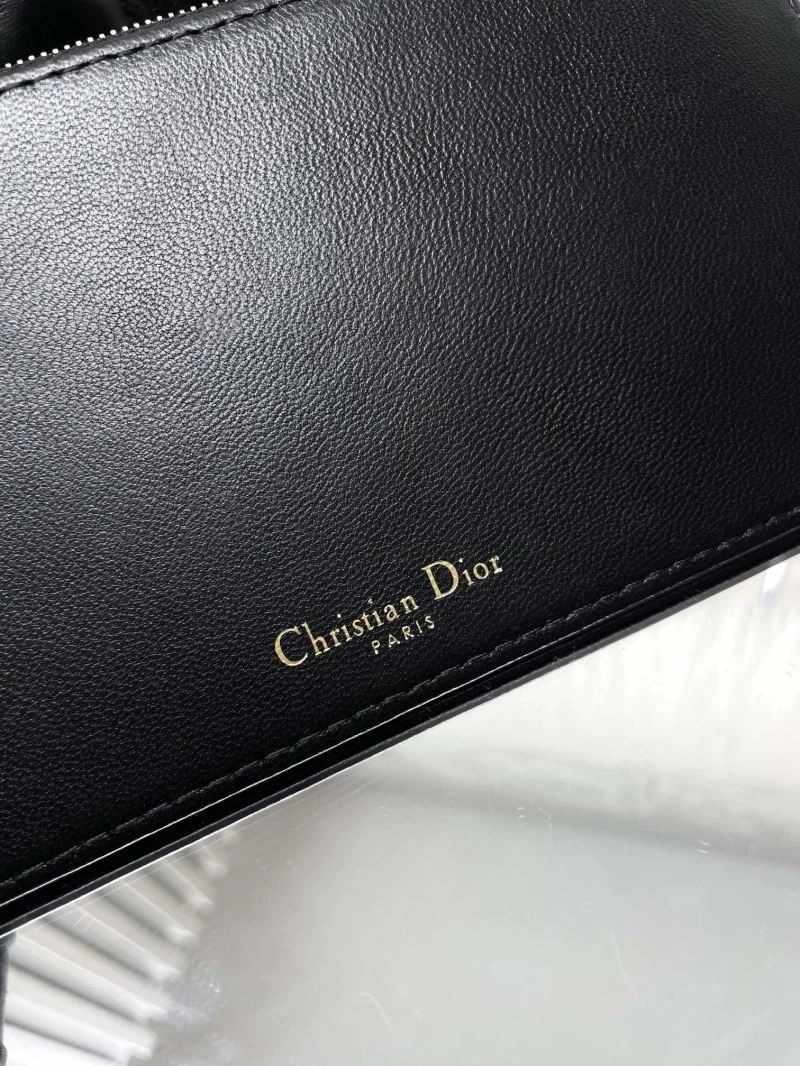 Vibrant Christian Dior Other Bags 70670