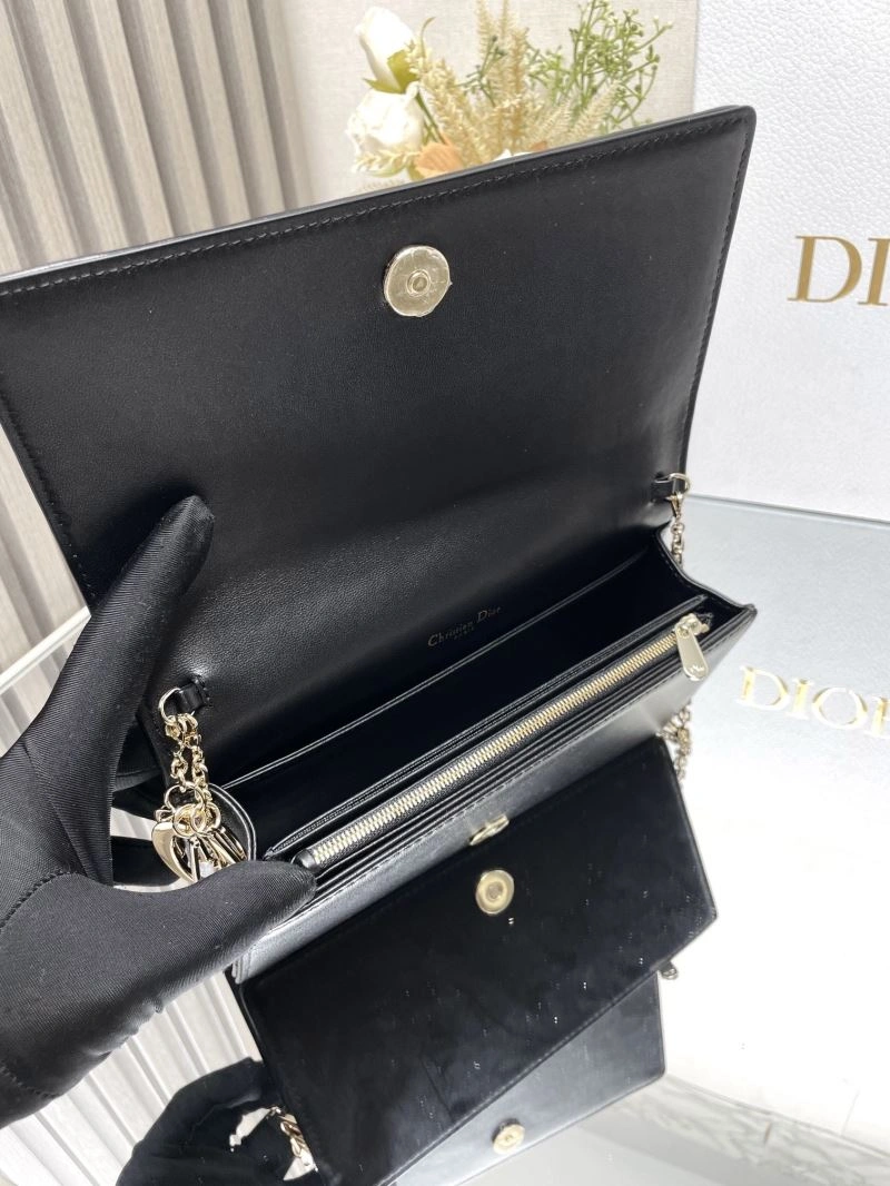 Vibrant Christian Dior Other Bags 70670