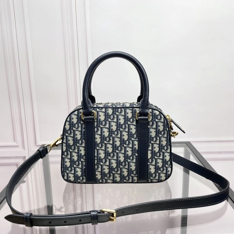 Stylish Christian Dior Other Bags 70652