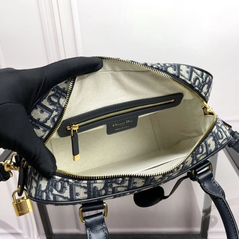 WellDesigned Christian Dior Other Bags 70653