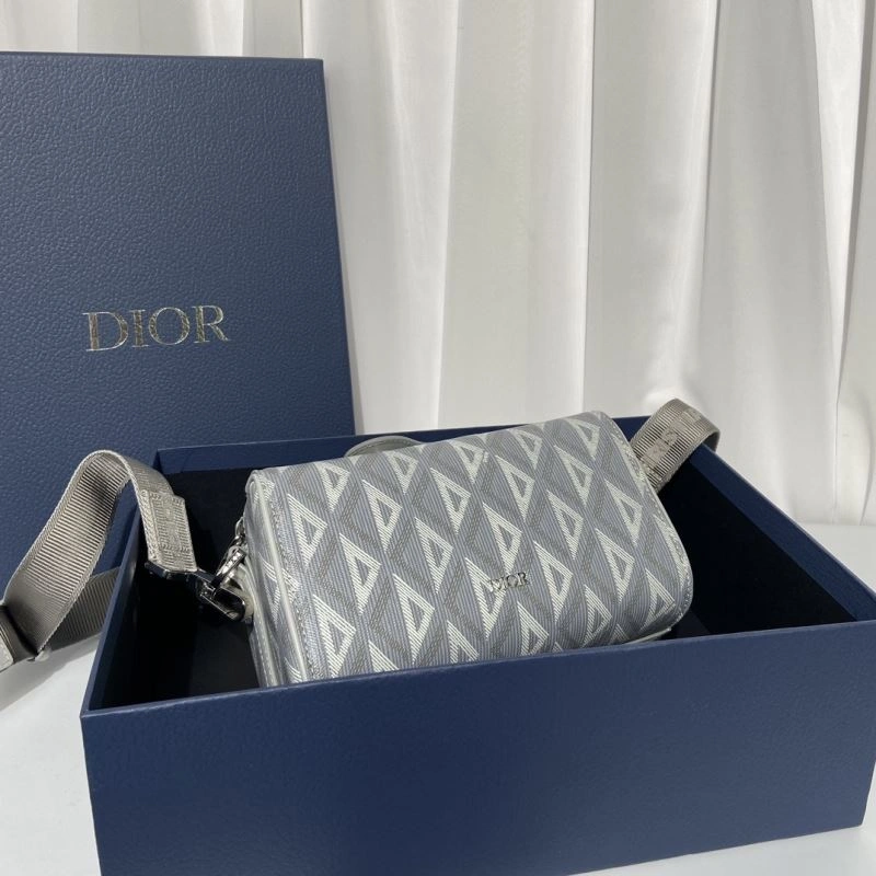 EyeCatching Christian Dior Other Bags 70632