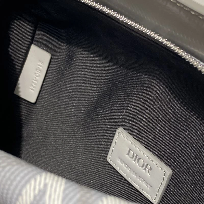 EyeCatching Christian Dior Other Bags 70632