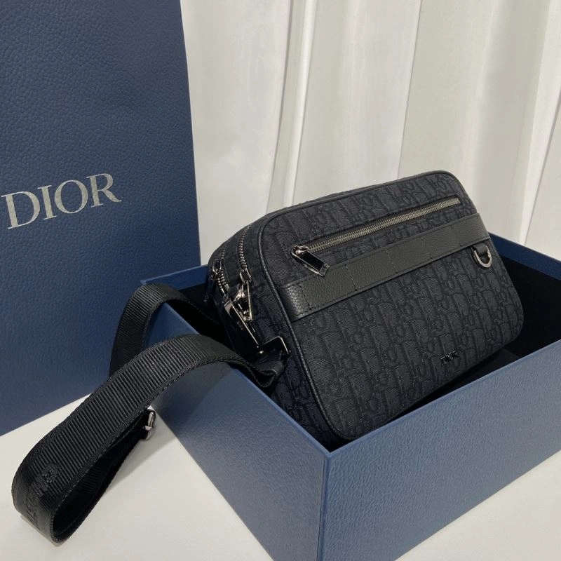 WellDesigned Christian Dior Other Bags 70631