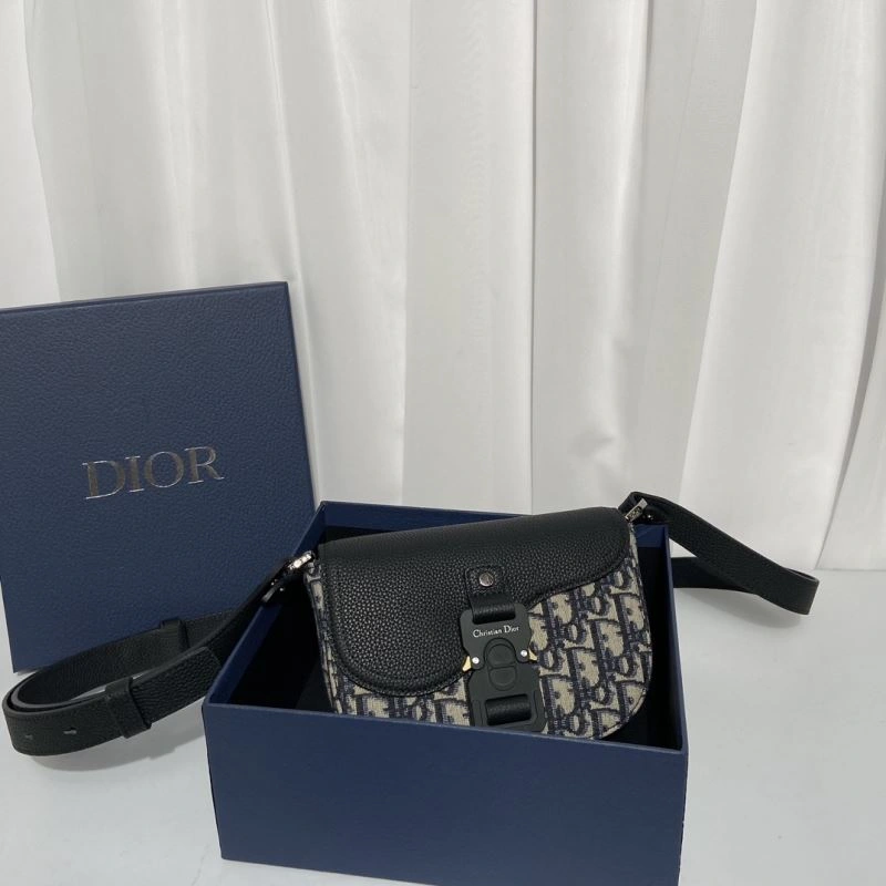EyeCatching Christian Dior Other Bags 70625