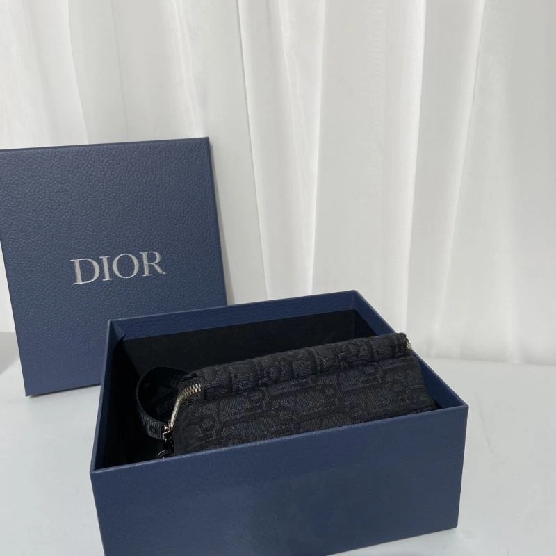 Snug Christian Dior Other Bags 70624