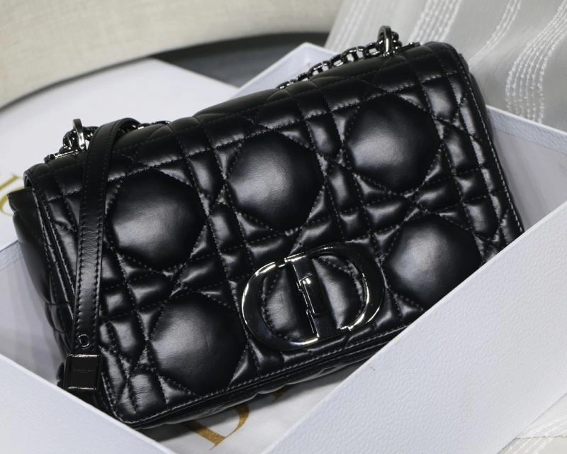 WellDesigned Christian Dior Other Bags 70601