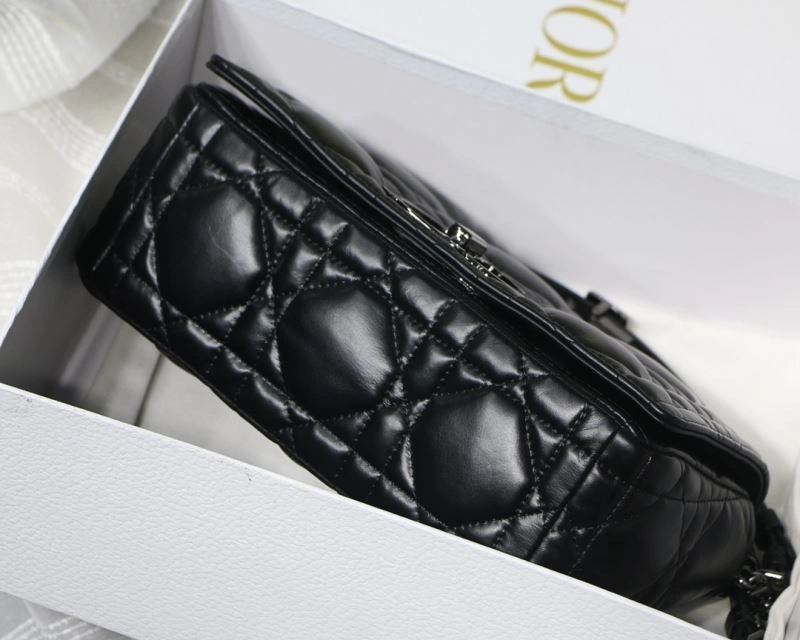WellDesigned Christian Dior Other Bags 70601