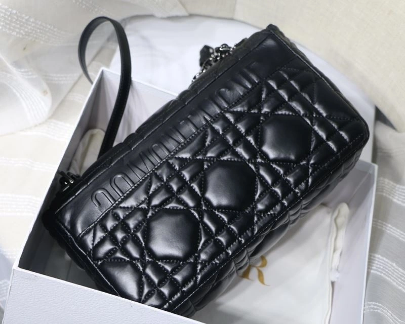 Chic Christian Dior Other Bags 70605