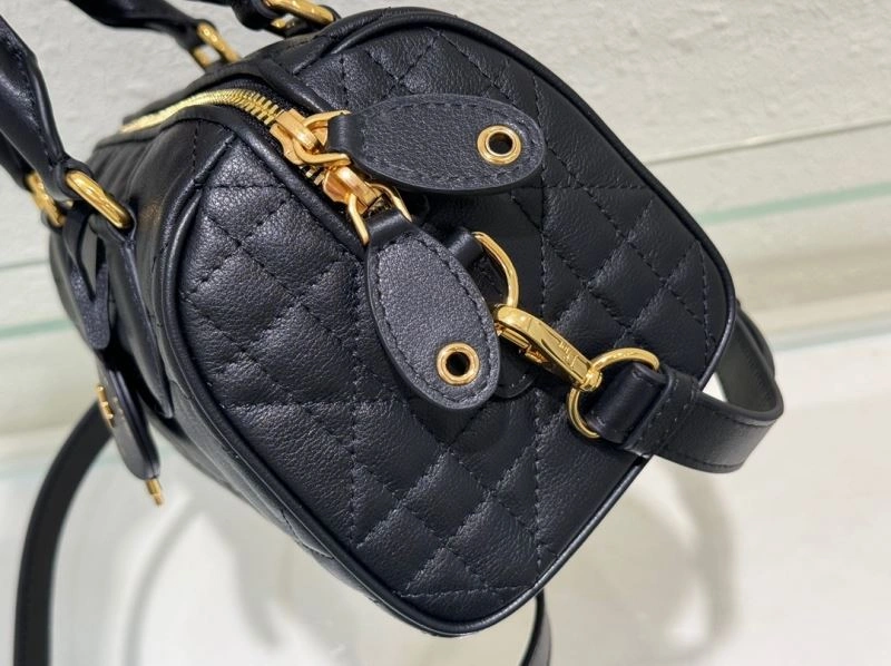 Bright Christian Dior Other Bags 70596