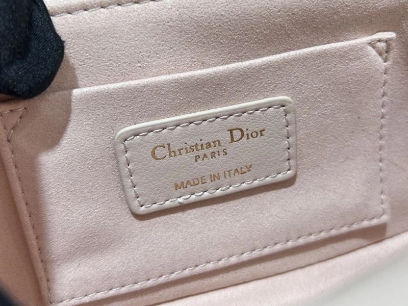 Unique Christian Dior Other Bags 70580