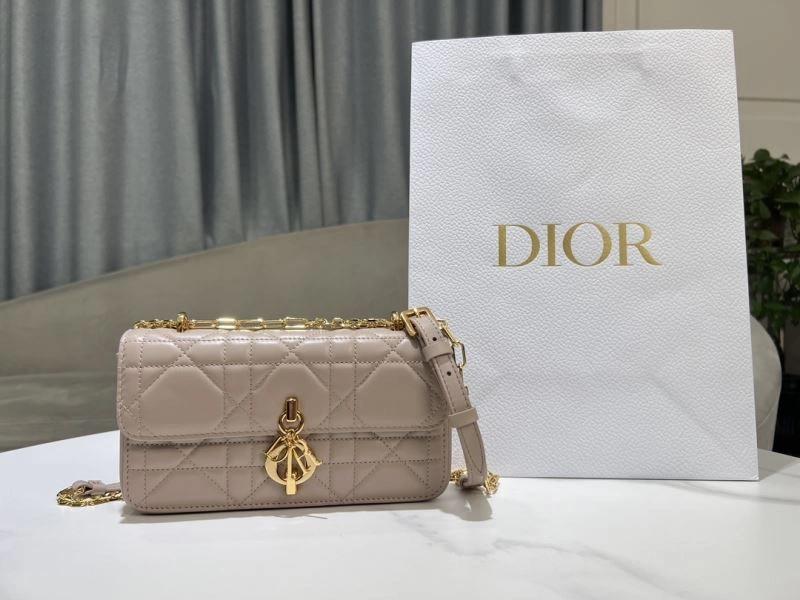 Christian Dior Other Bags Vibrant 70573