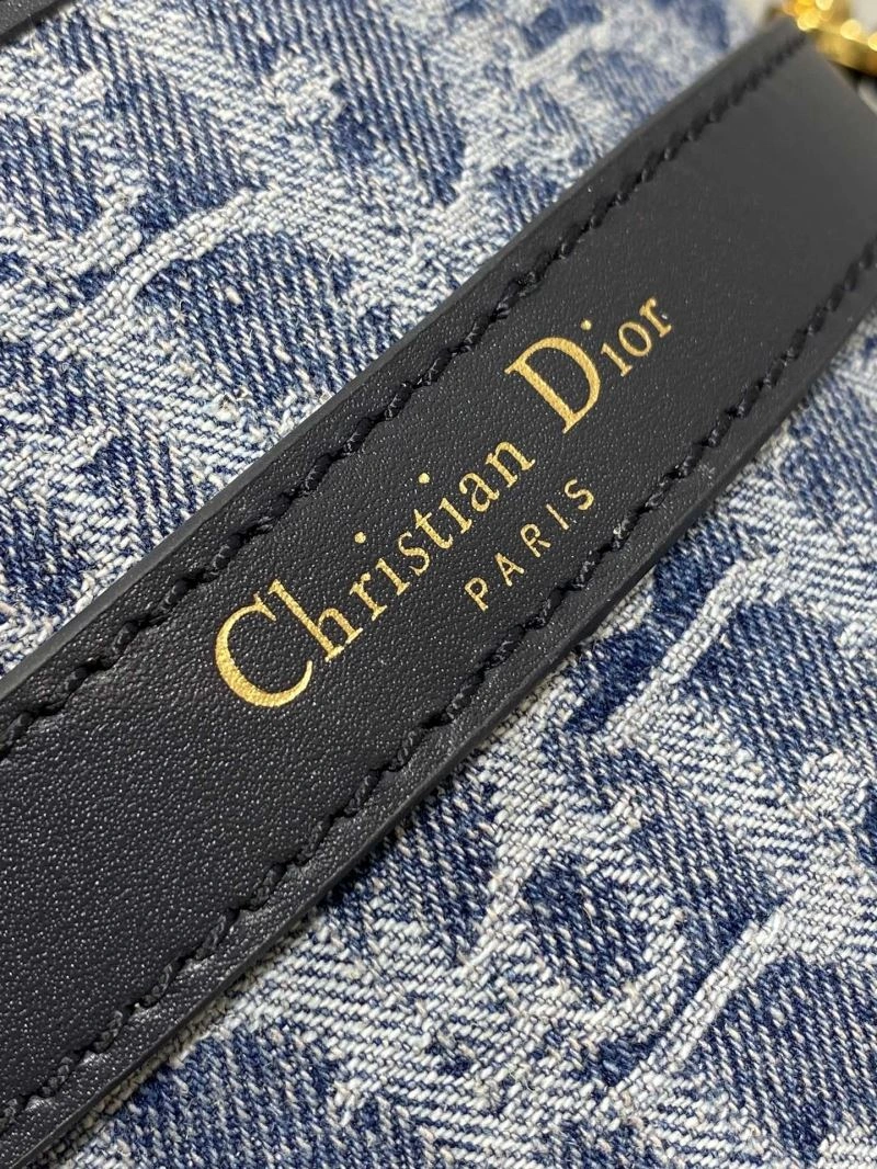 Stylish Christian Dior Other Bags 70616