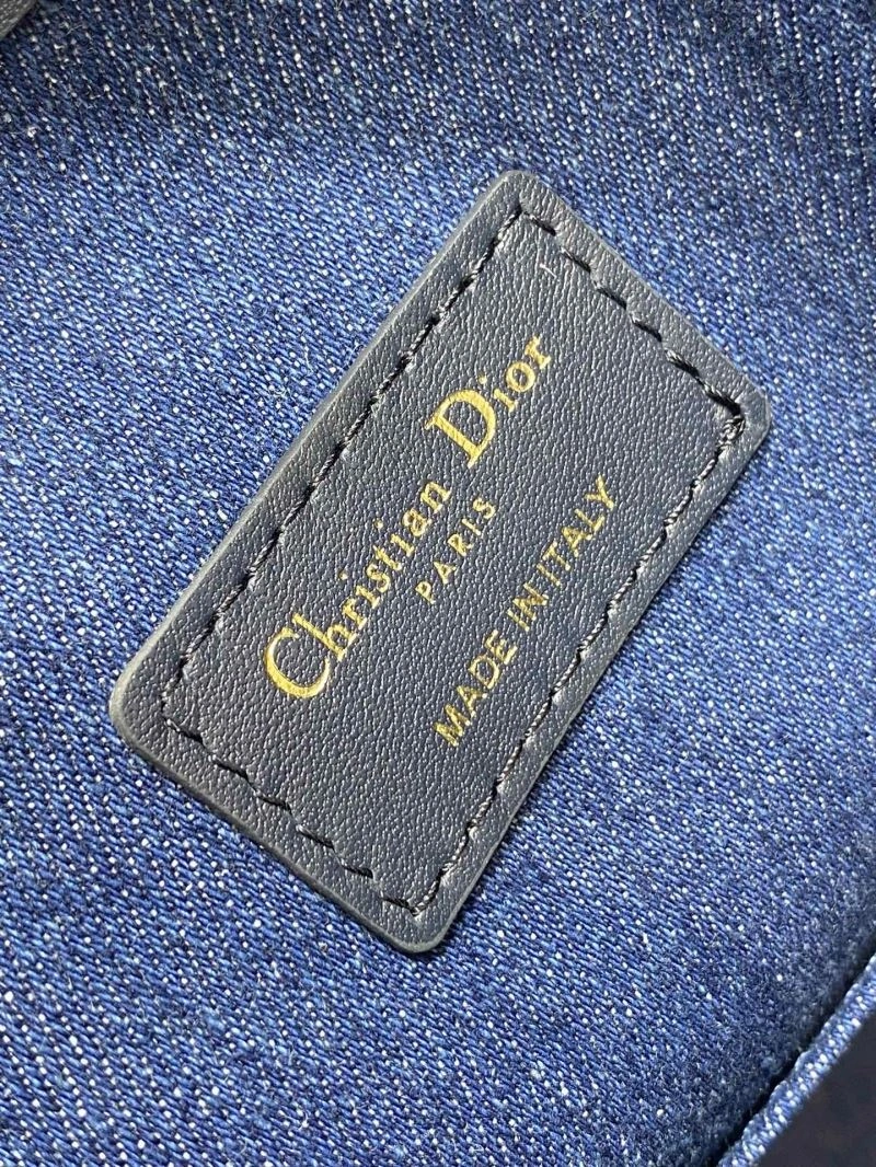 Stylish Christian Dior Other Bags 70616