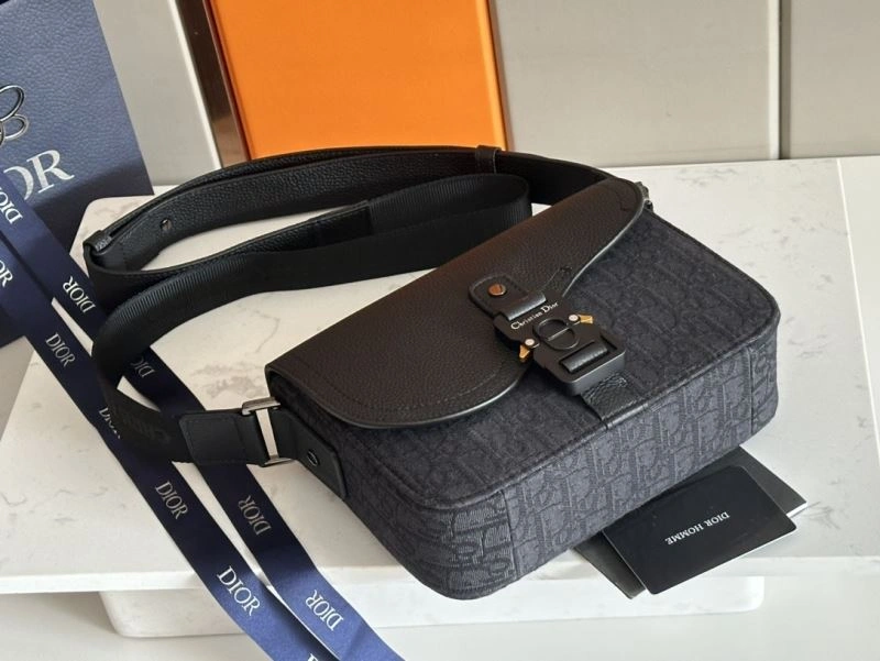 Contemporary Christian Dior Other Bags 66699