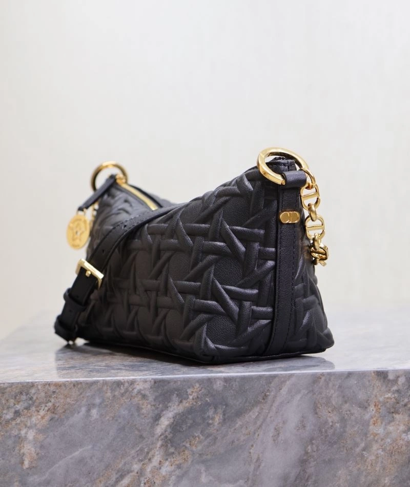 Vibrant Christian Dior Other Bags 66669