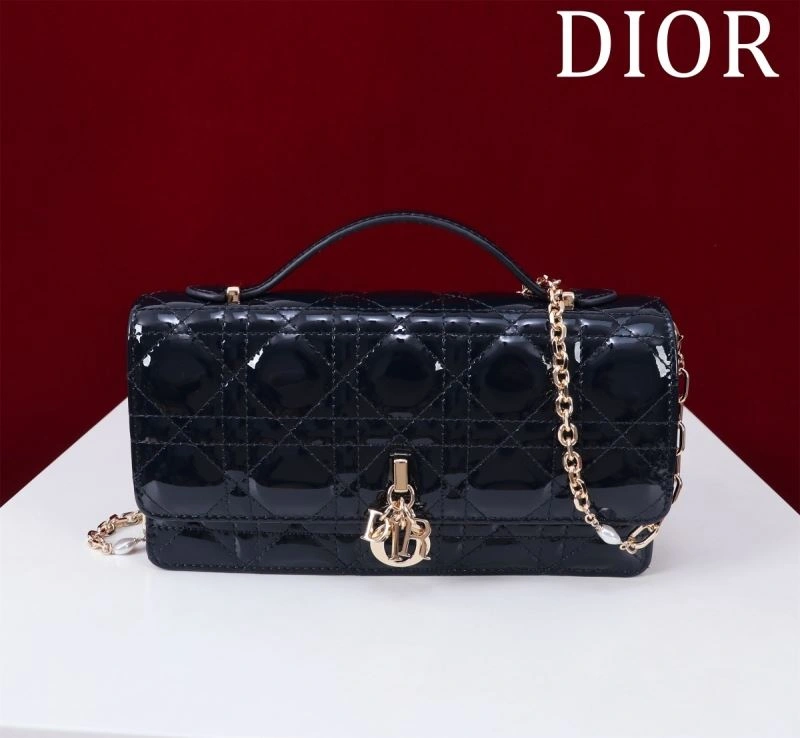 Trendy Christian Dior Other Bags 63965