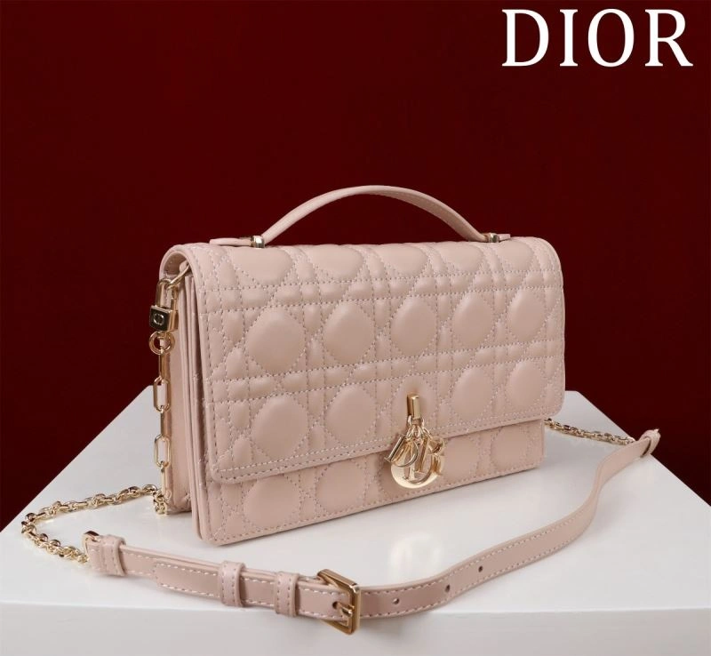 Trendsetting Christian Dior Other Bags 63962