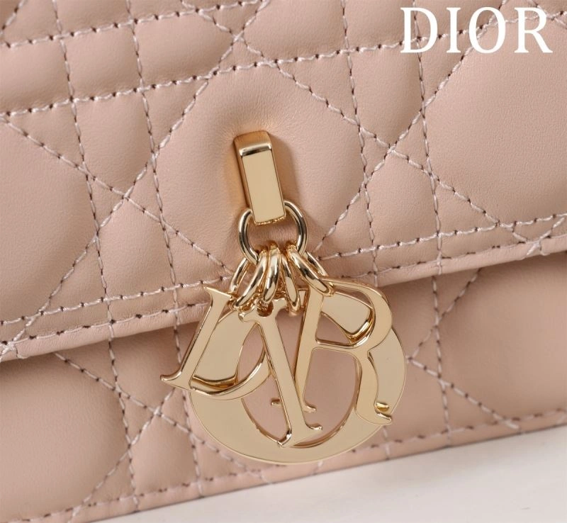 Trendsetting Christian Dior Other Bags 63962