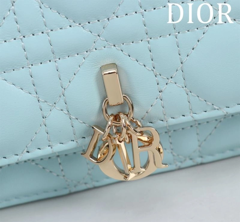 Vibrant Christian Dior Other Bags 63942