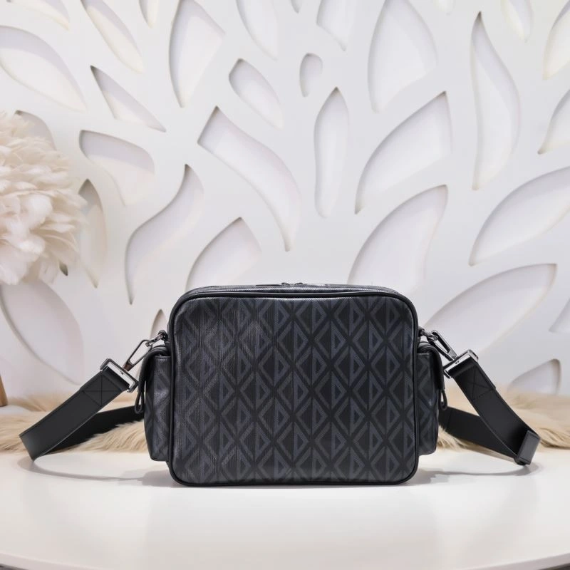 Stylish Christian Dior Other Bags 77107