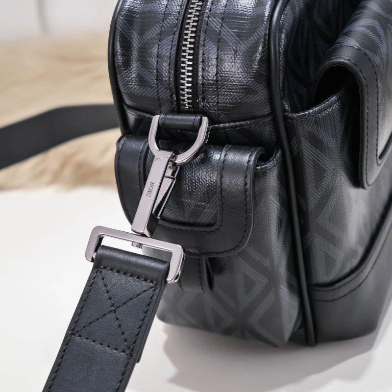 Stylish Christian Dior Other Bags 77107
