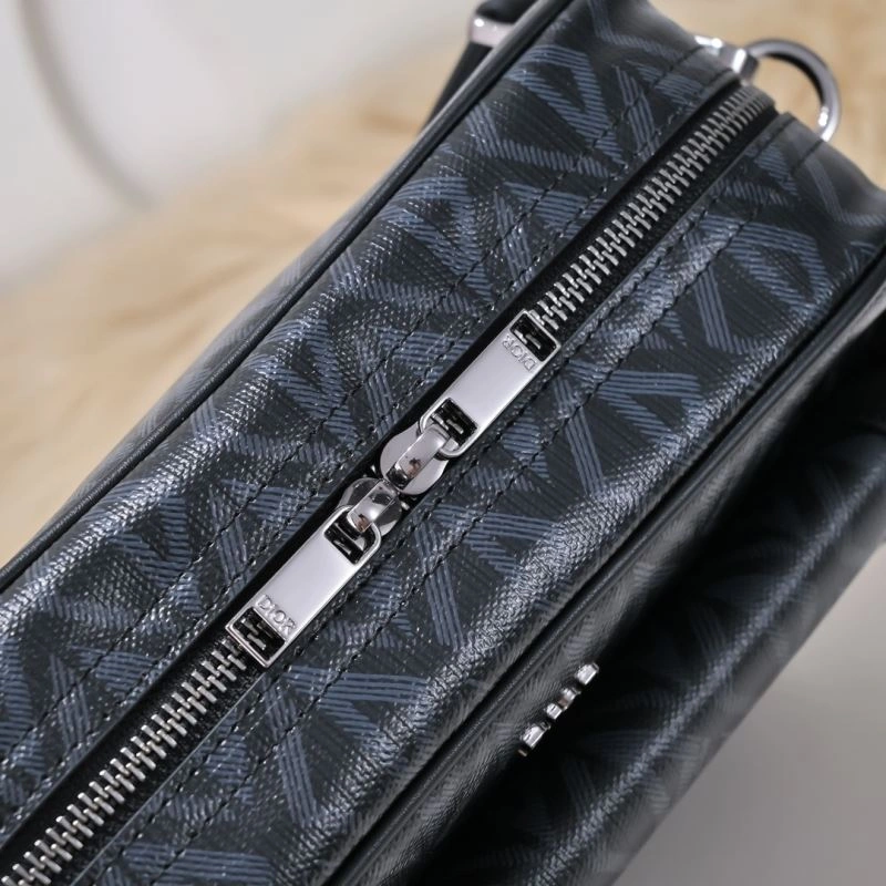 Stylish Christian Dior Other Bags 77107