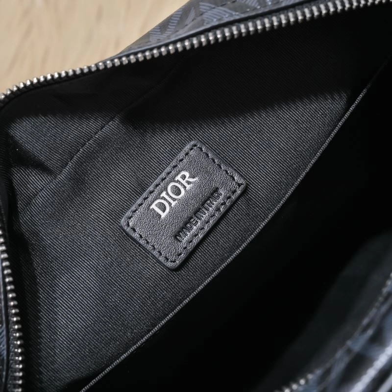 Stylish Christian Dior Other Bags 77107