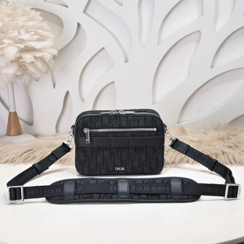 Trendsetting Christian Dior Other Bags 77068
