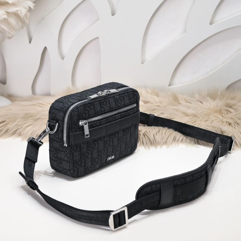 Trendsetting Christian Dior Other Bags 77068