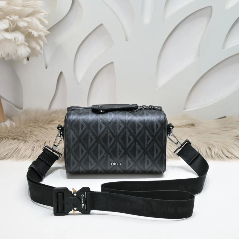 Supportive Christian Dior Other Bags 77090