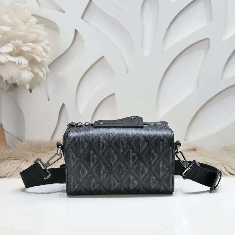 Supportive Christian Dior Other Bags 77090