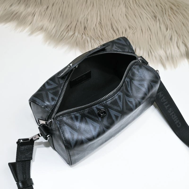 Supportive Christian Dior Other Bags 77090