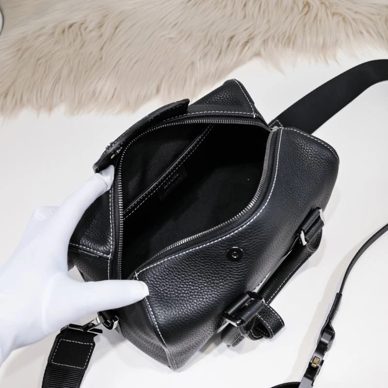 Refined Christian Dior Other Bags 77076