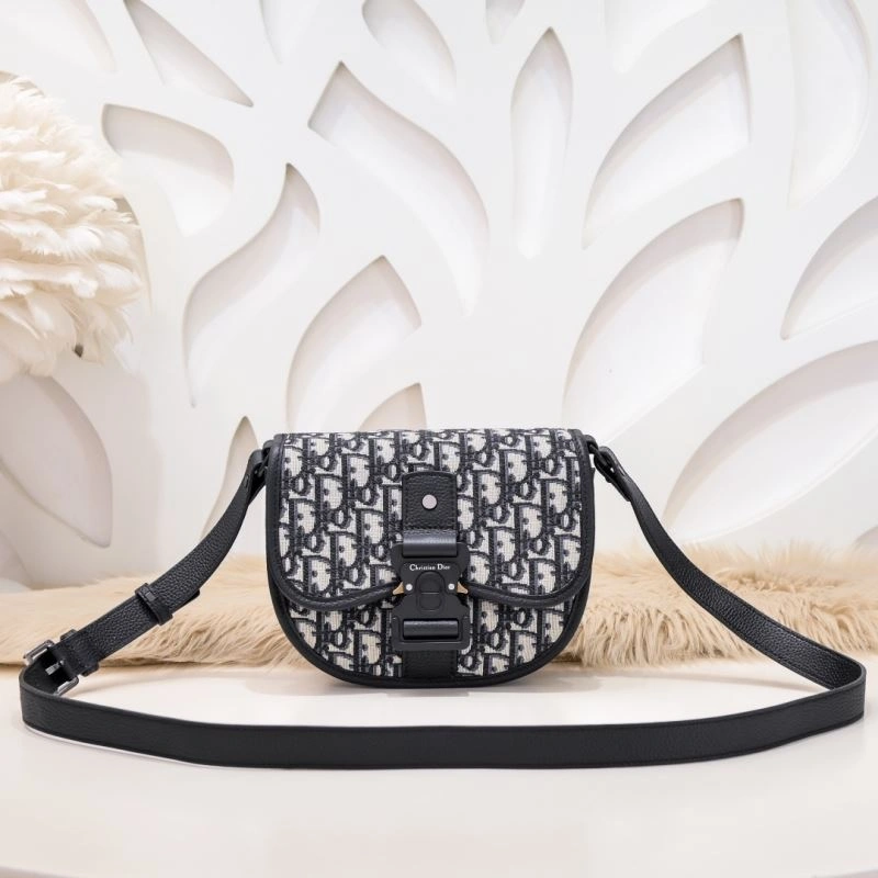 Contemporary Christian Dior Other Bags 77066