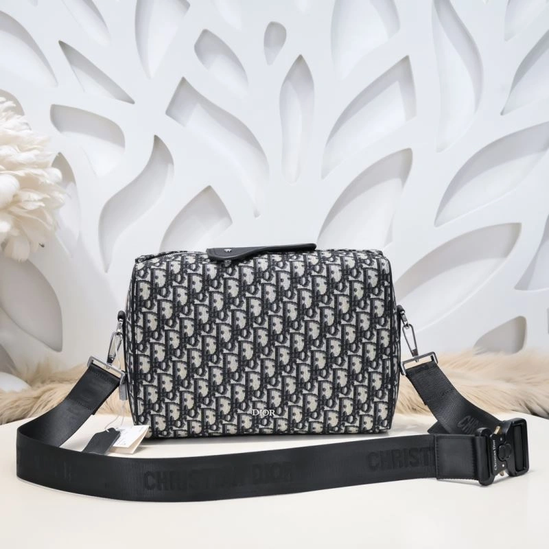 Lightweight Christian Dior Other Bags 77064