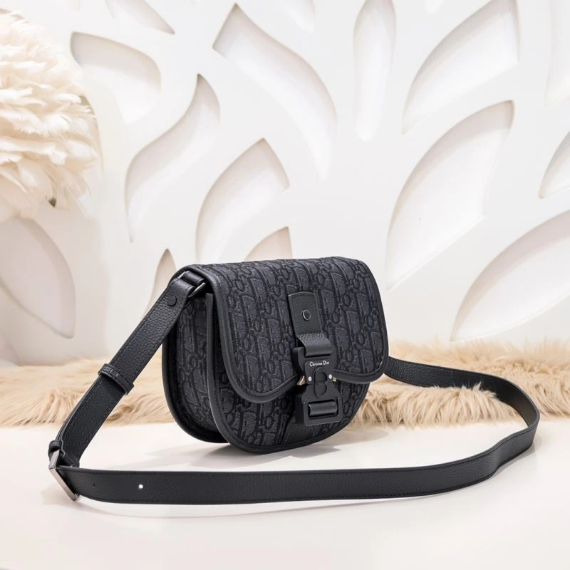 Trendy Christian Dior Other Bags 77065