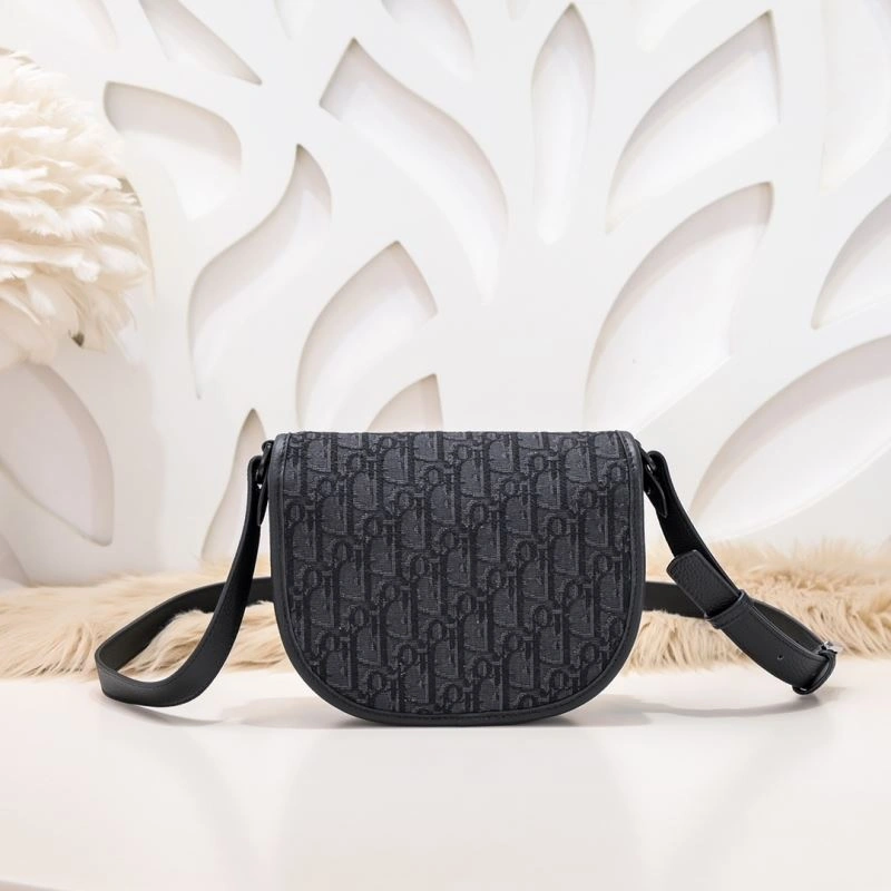 Trendy Christian Dior Other Bags 77065