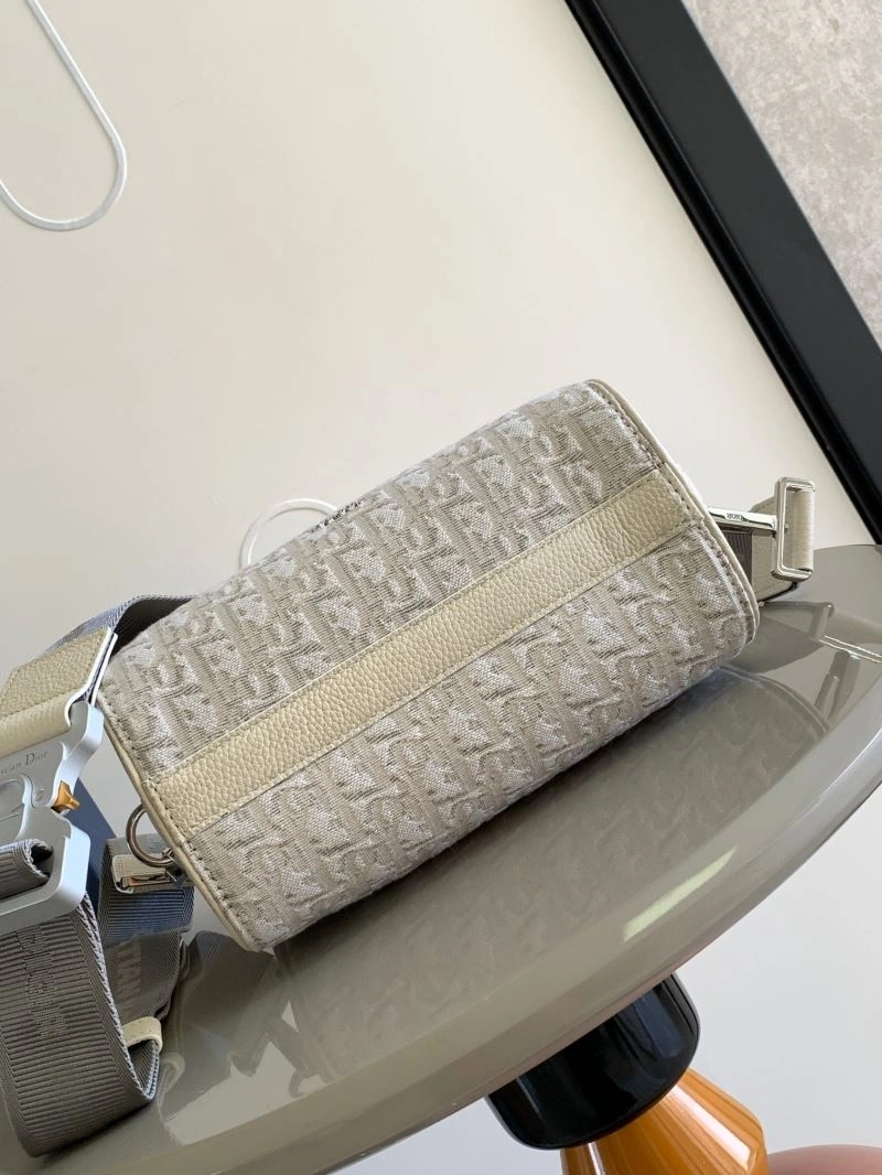 Snug Christian Dior Other Bags 77054
