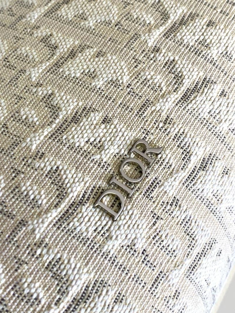 Snug Christian Dior Other Bags 77054