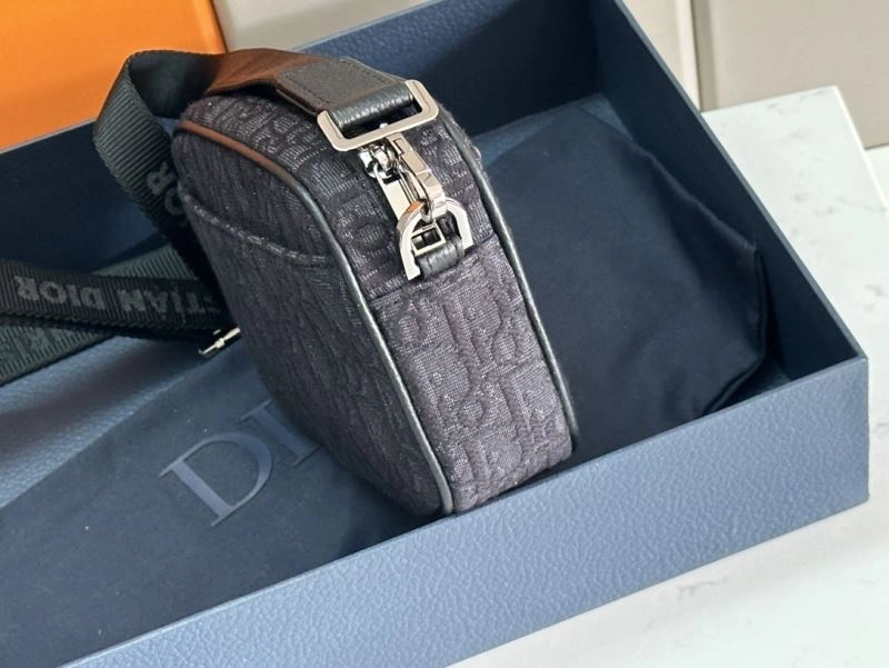 Resilient Christian Dior Other Bags 76919