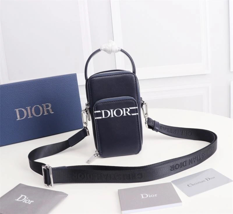 Vibrant Christian Dior Other Bags 74260