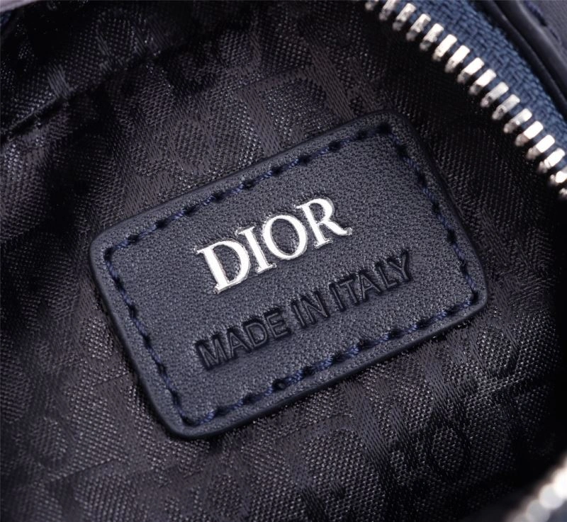 Vibrant Christian Dior Other Bags 74260
