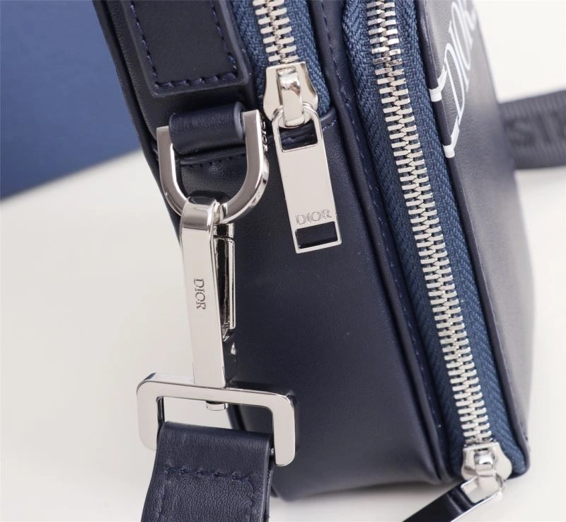 Vibrant Christian Dior Other Bags 74260