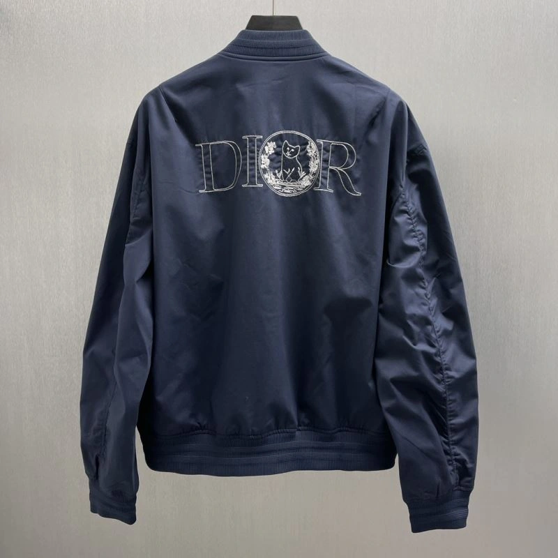 Vibrant Christian Dior Outwear 117530