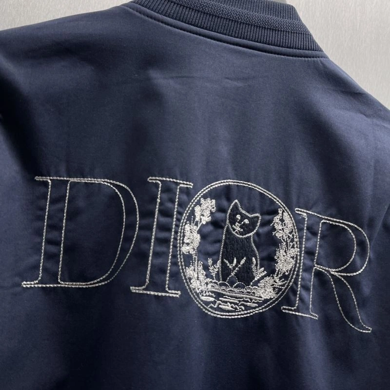 Vibrant Christian Dior Outwear 117530