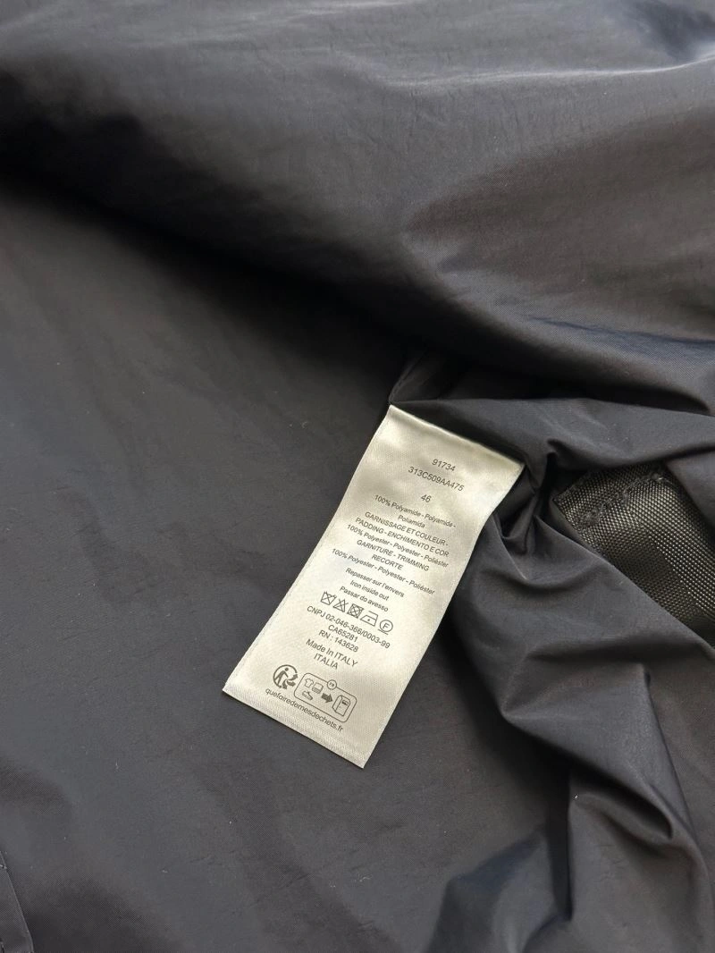 Efficient Christian Dior Outwear 117524