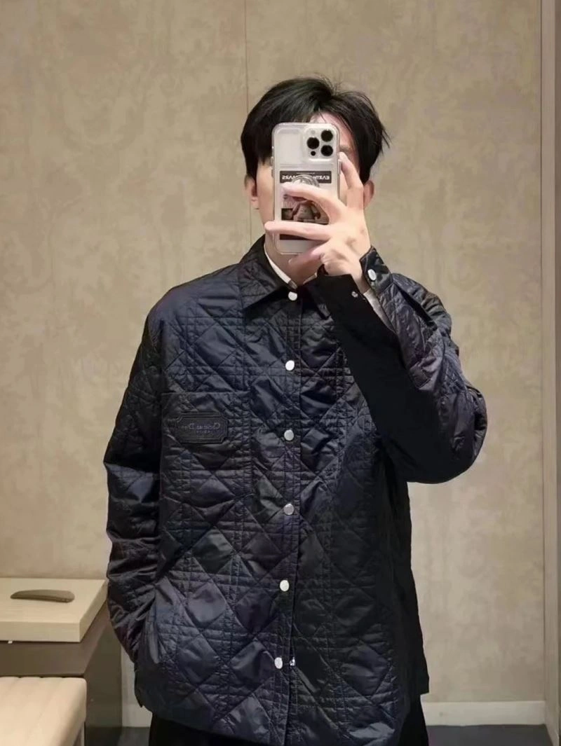 Efficient Christian Dior Outwear 117524