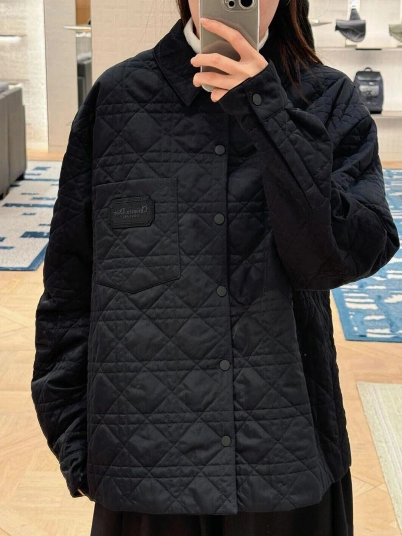 Efficient Christian Dior Outwear 117524
